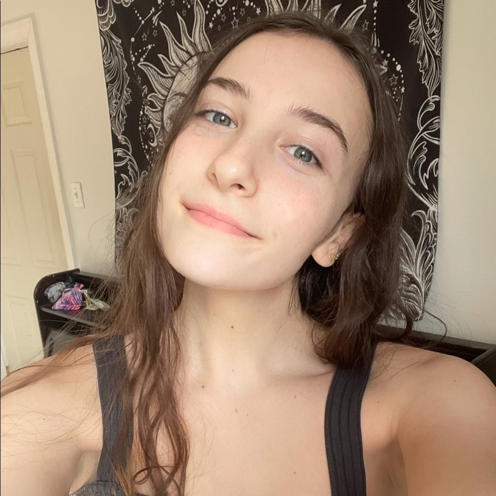 Meet your Posher, Marissa